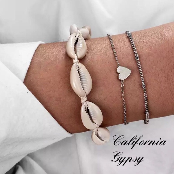 Beach Boho hippie conch shell bracelet/ anklet - Picture 2 of 5